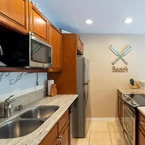  Holiday home 2 Bedroom Kapaa Condo, Pool, Ac, Access Kk116