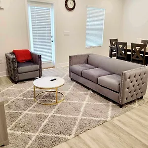 apt-brand-new-townhouse-in-pensacola.hotels-destin.com/